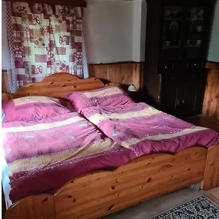 Holiday home Roubenka Jizerka Haje nad Jizerou